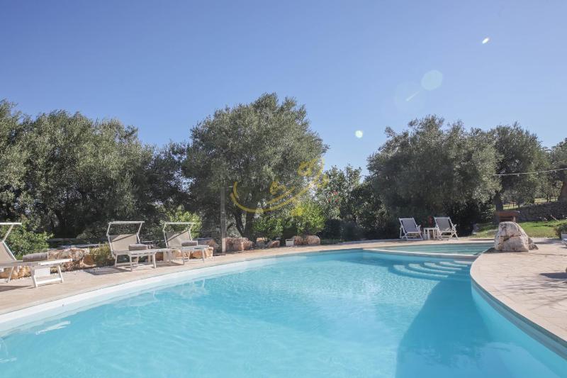 TD Trulli di Bouganville with Large Amazing Pool