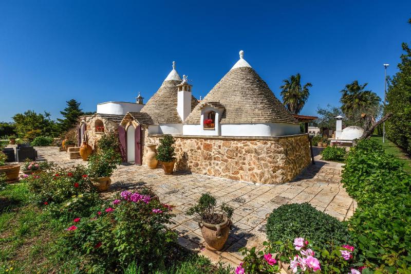 Tenuta Bouganville by Perle di Puglia