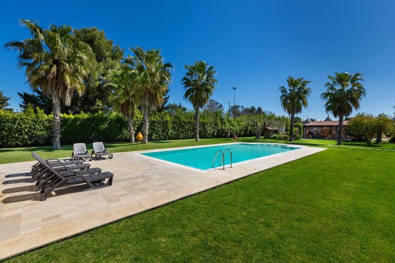 Tenuta Bouganville by Perle di Puglia