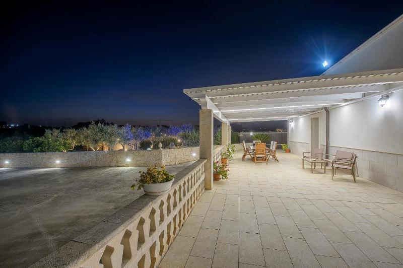 Tenuta con due abitazioni indipendenti