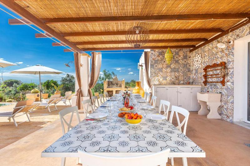 Tenuta La Cornola by BarbarHouse