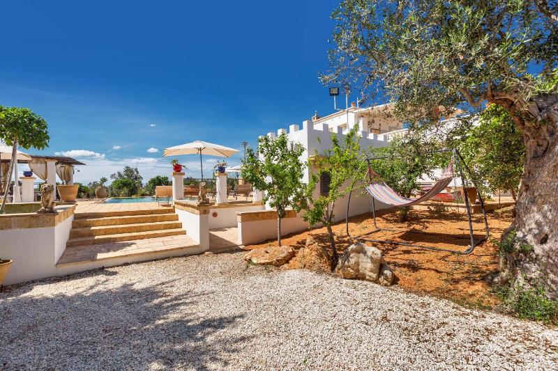 Tenuta La Cornola by BarbarHouse