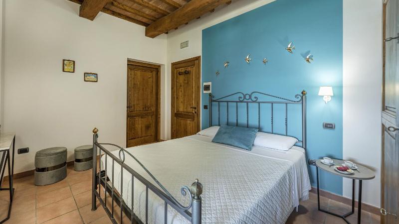 TENUTA MONTIEPOLI 12&3, Emma Villas