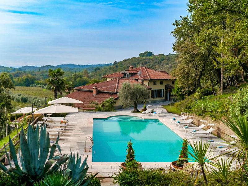 TENUTA NAVELLI 12&2, Emma Villas