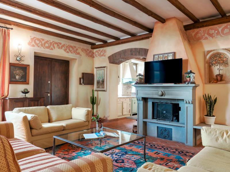 TENUTA NAVELLI 12&2, Emma Villas