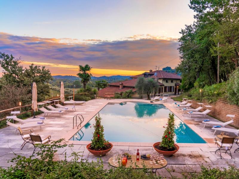 TENUTA NAVELLI 12&2, Emma Villas