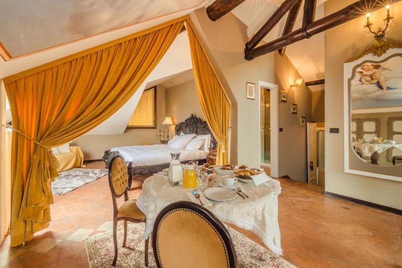 The Lake Como Villa