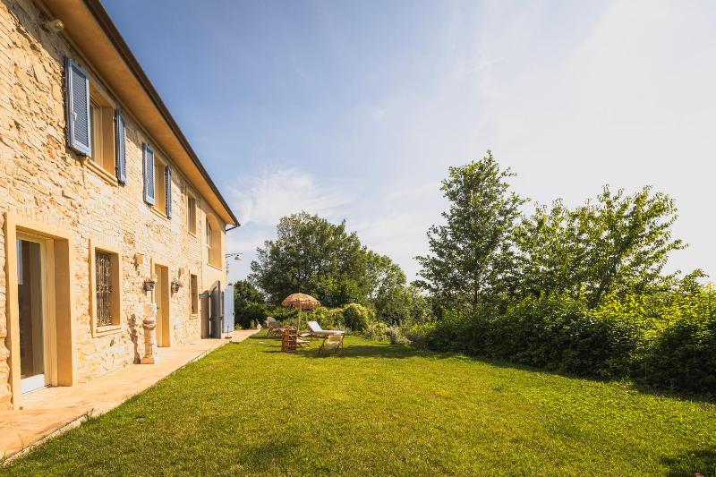 tHE Timeless Villa - Natural Bio Pool in Monferrato