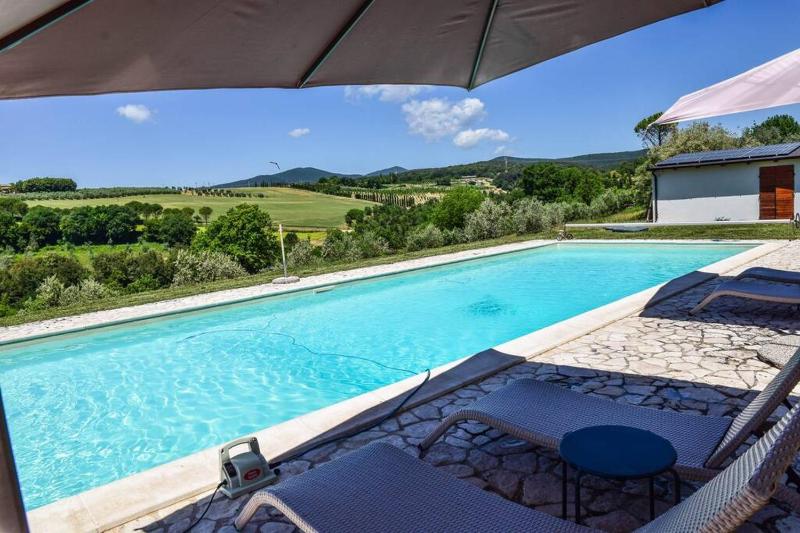 Tofelli villa with private pool, quiet and panoramic view