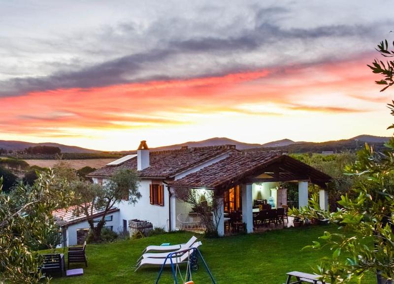 Tofelli villa with private pool, quiet and panoramic view