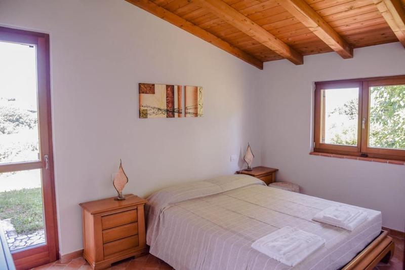 Tofelli villa with private pool, quiet and panoramic view