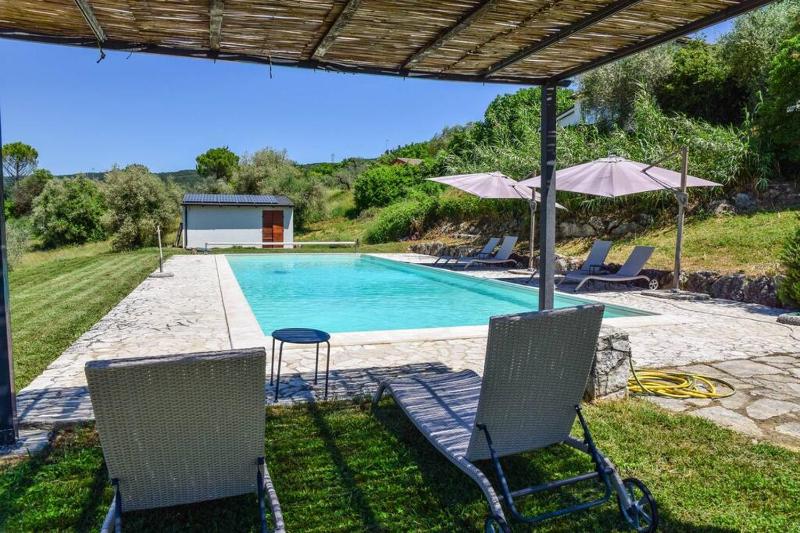 Tofelli villa with private pool, quiet and panoramic view