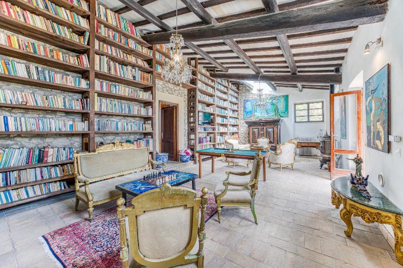 Torre Del Melograno With Heated Pool - Happy Rentals