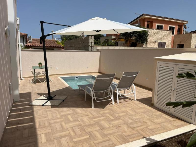 Trinacria Bedda Villetta con piscina-idromassaggio Marzamemi-Spinazza