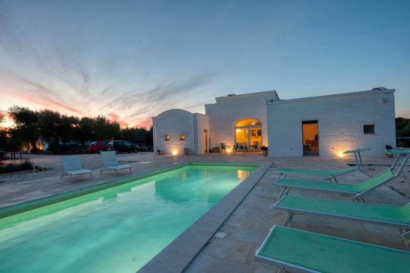 TRULLI ACQUASALA - Apulian Country Experience