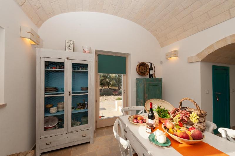 TRULLI ACQUASALA - Apulian Country Experience