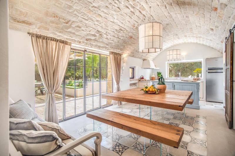 Trulli cicale e olive