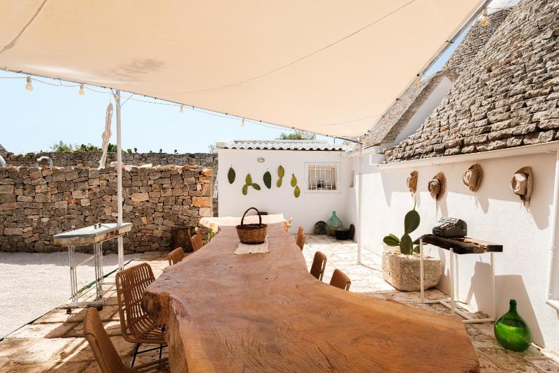 Trulli di Mamma Marì by STHEY