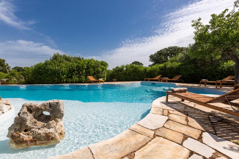 Trulli di Monte Reale by Perle di Puglia