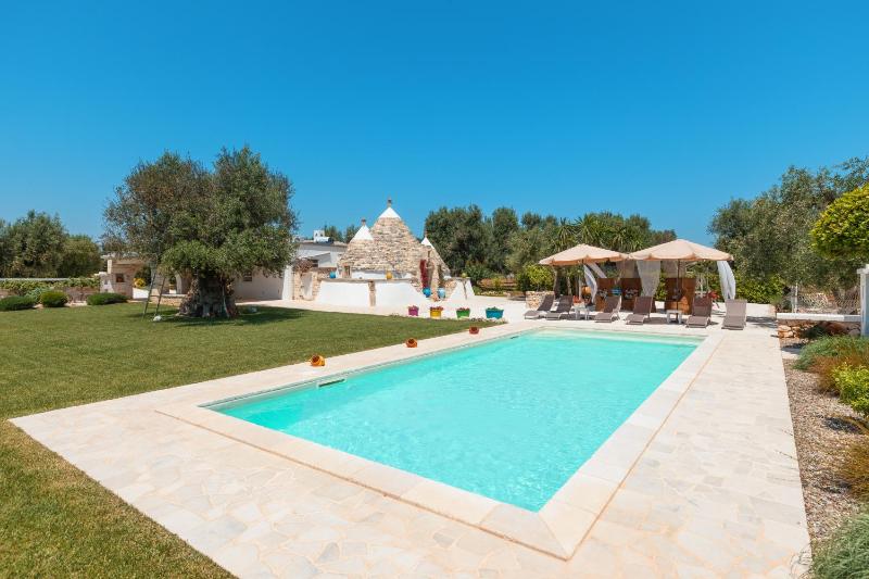 Trulli Olea with Pool