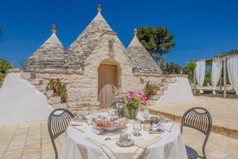 TRULLO CHEFMARCO PRIVATE/SALTWATER SWIMMING POOL