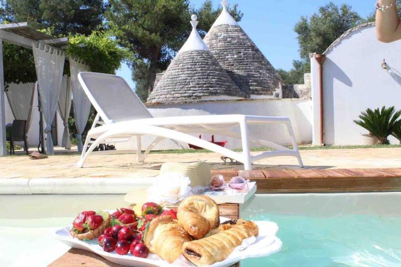 TRULLO CHEFMARCO PRIVATE/SALTWATER SWIMMING POOL