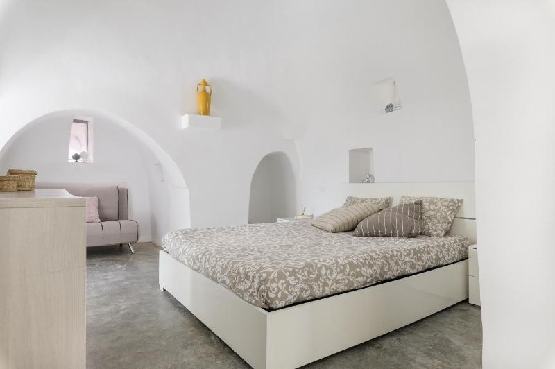 Trullo Chiara con piscina by Wonderful Italy