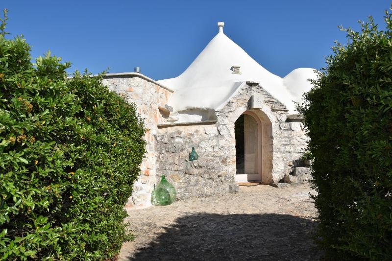 Trullo Happiness