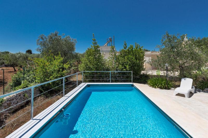 Trullo Il Cavaliere by BarbarHouse