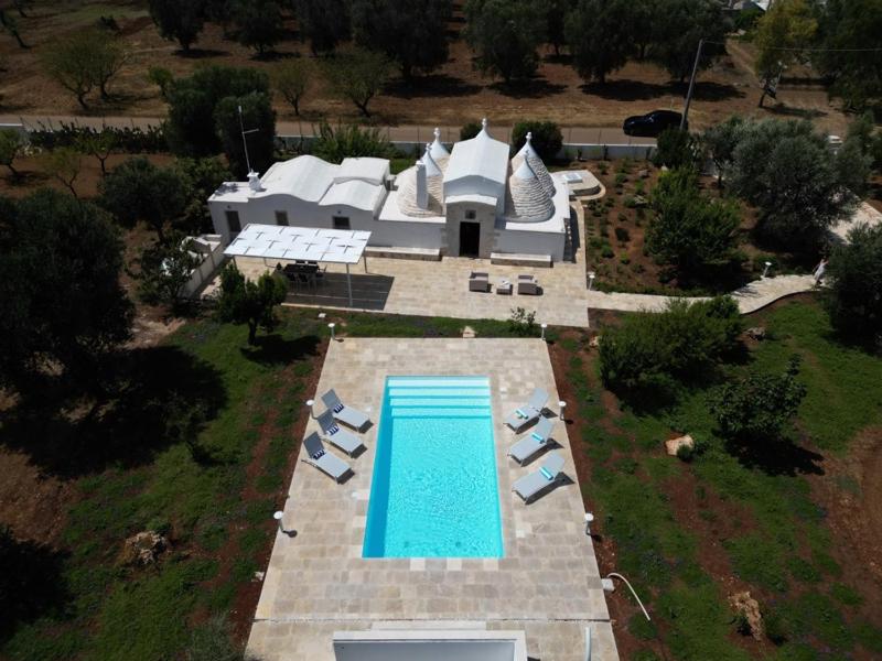 Trullo Lis con Piscina Privata