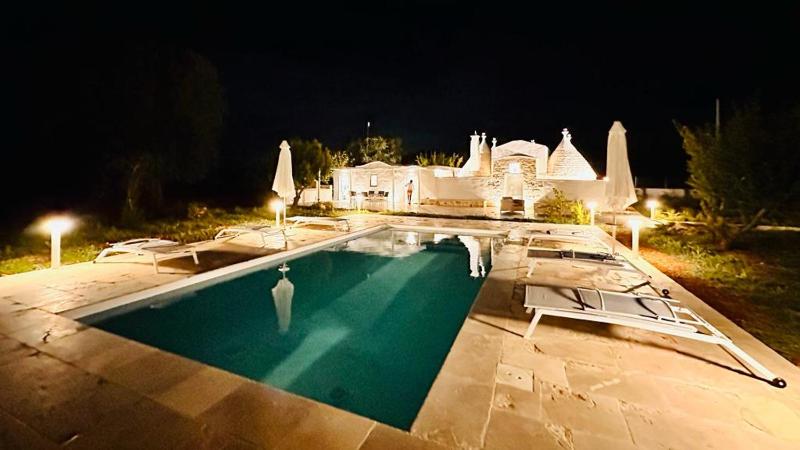 Trullo Lis con Piscina Privata