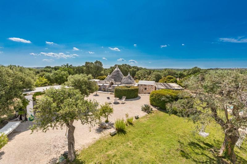 Trullo Sant`Andrea by Perle di Puglia