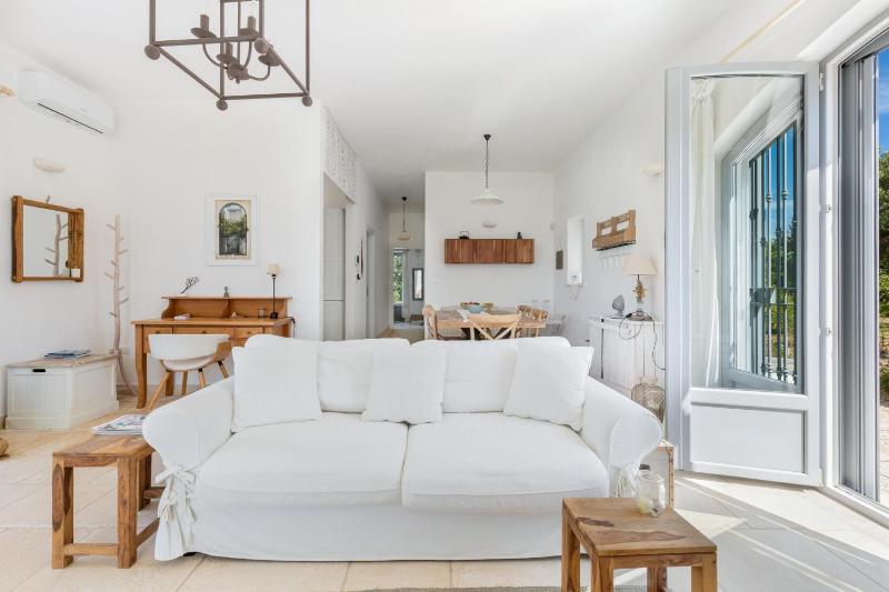 Trullo Sant`Andrea by Perle di Puglia