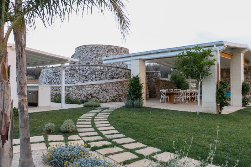 Trullo TerraNostra villa con piscina Torre San Giovanni