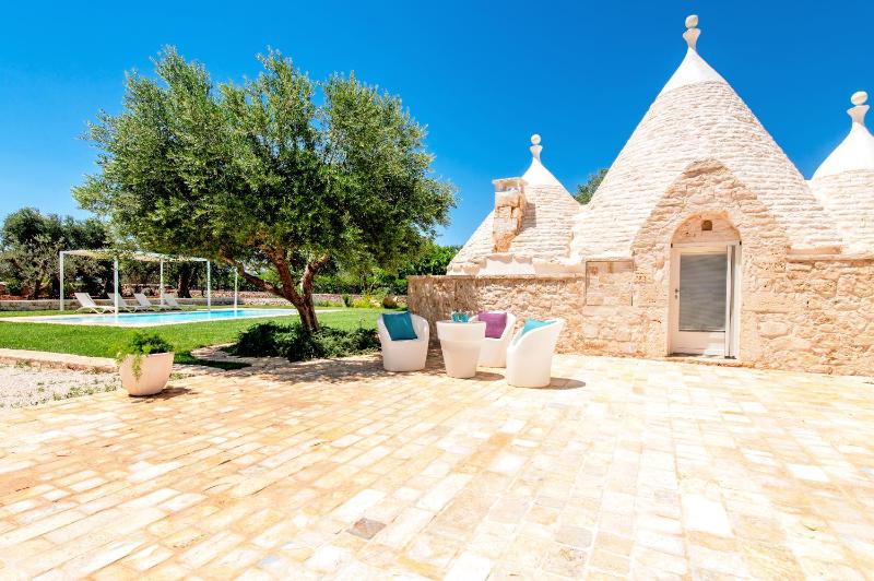Trullo Zese con Piscina Privata
