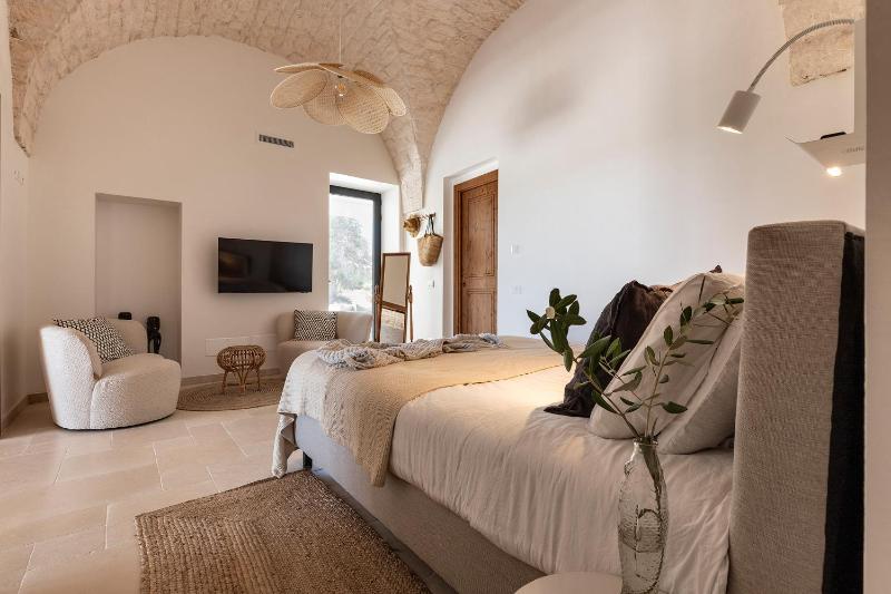 Vilaa Isa Beautiful Villa and trullo in Ostuni