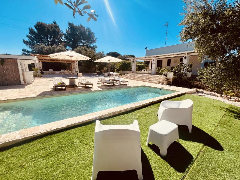 Villa 32 Ostuni - Charming House with Pool