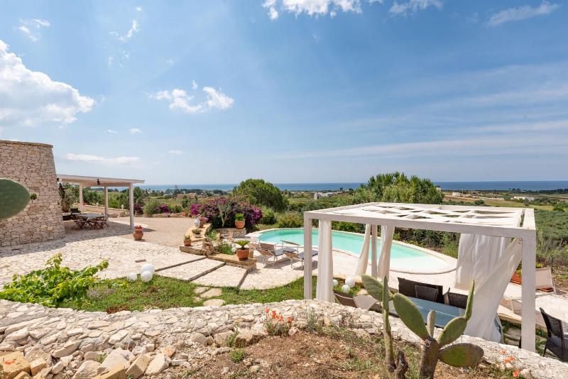 VILLA Alessandra