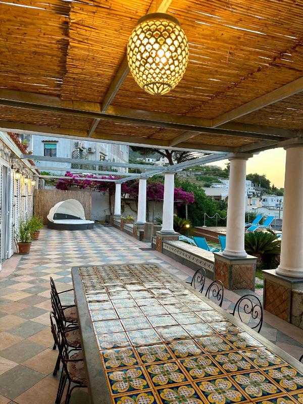Villa Amalu Capri Piscina e Giardino