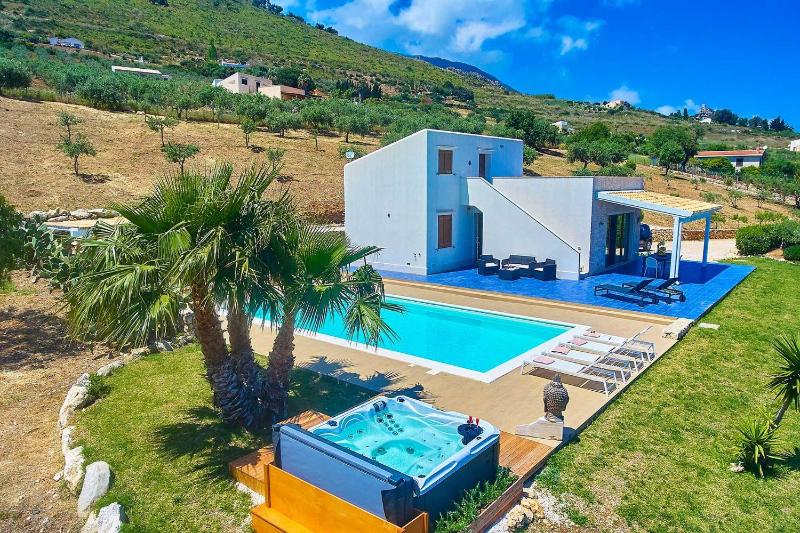 VILLA ANANDA