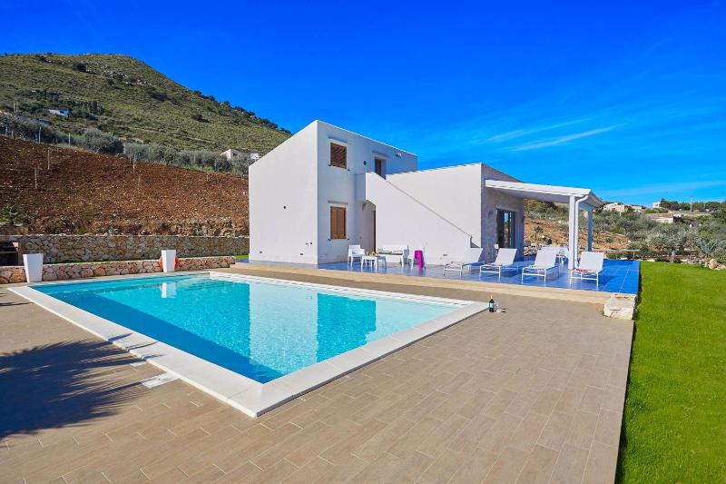 VILLA ANANDA