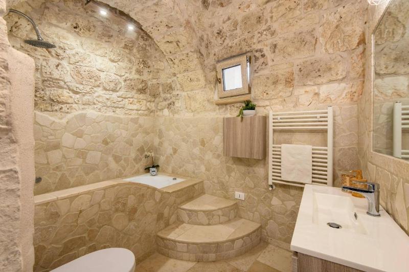 Villa Angelo by Villa Plus