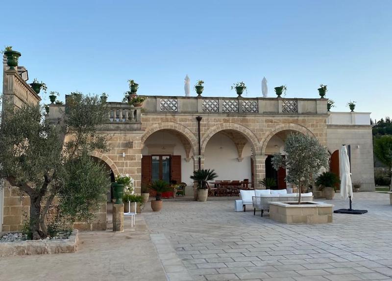 Villa Anna - Suites & Events