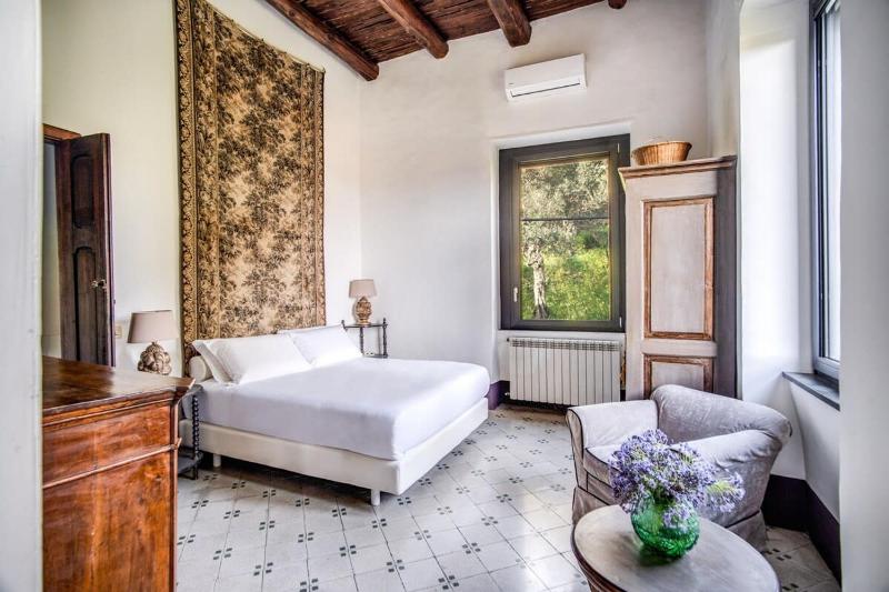 Villa Aragona Historic Villa with Views and Guest services by Feeling Italy