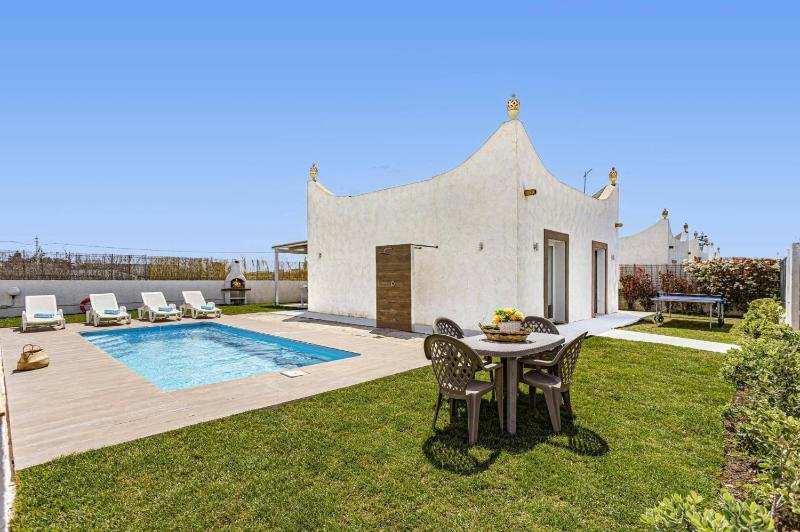 Villa Arancio by Villa Plus