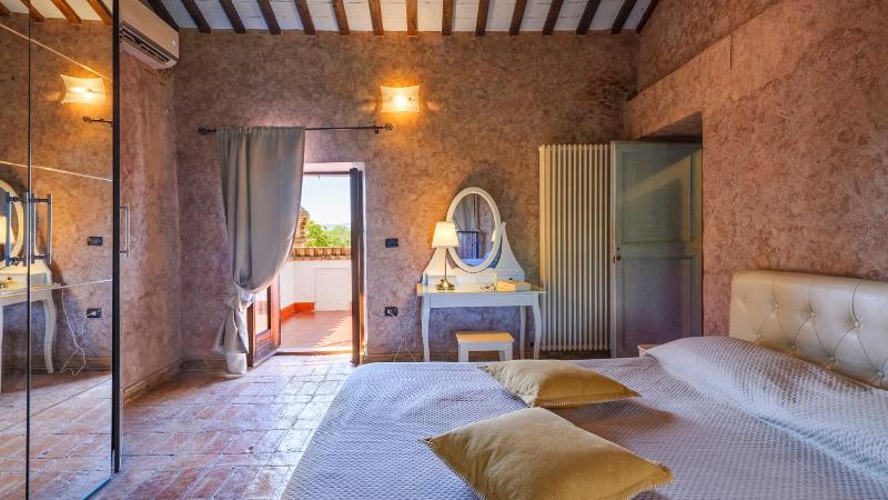 VILLA ARDENTE 12&1, Emma Villas