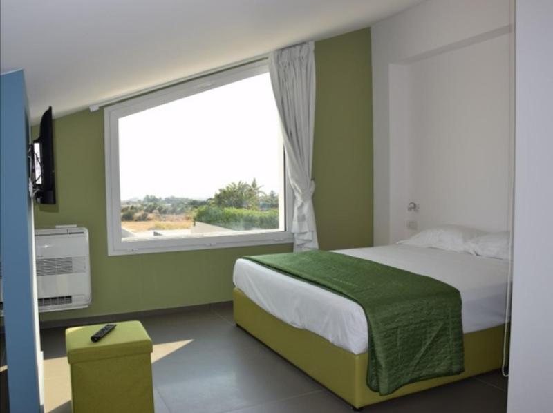 Villa Arillà con piscina e padel