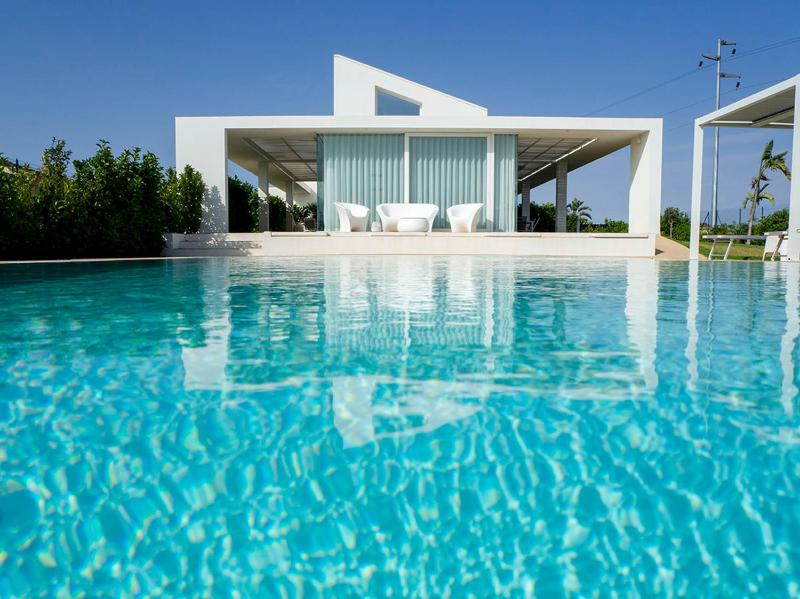 Villa Arillà con piscina e padel