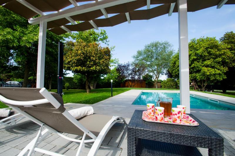 Villa Asia, private villa with pool