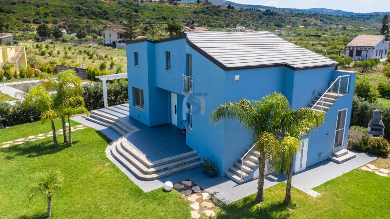 Villa Azzurra con piscina privata